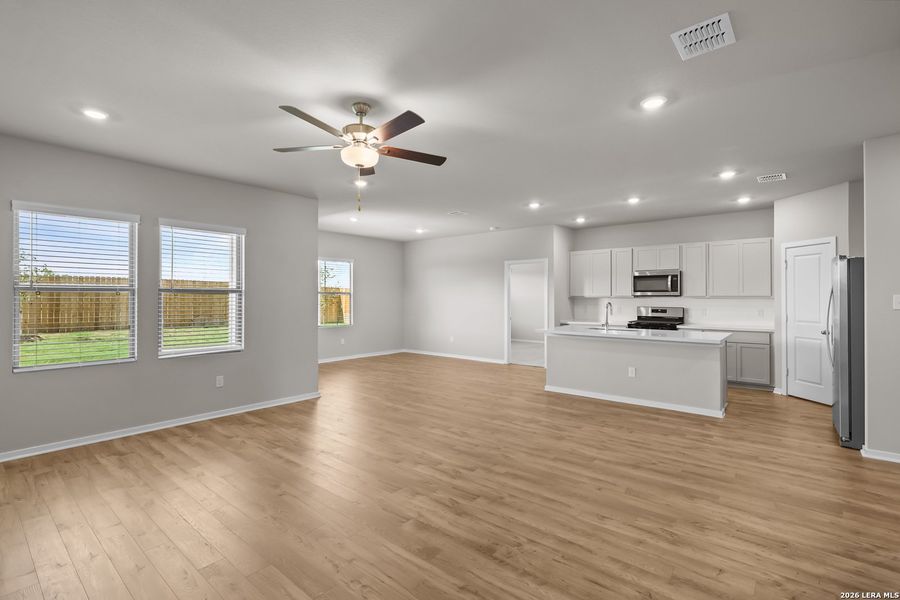 Spacious, unfurnished interior of a new home in Garden Grove, San Antonio (Image 17). Spacious, unfurnished interior of a new home in Garden Grove, San Antonio (Image 17).