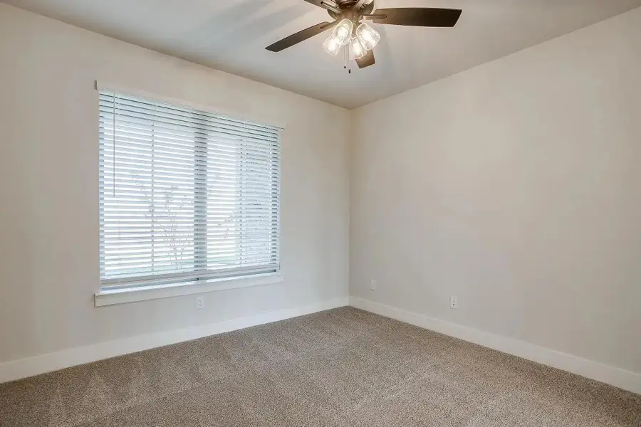 Representative unfurnished interior of a home built from the The Rhett by Elmwood Custom Homes in Byrum Ranch, Maypearl (Image 33).