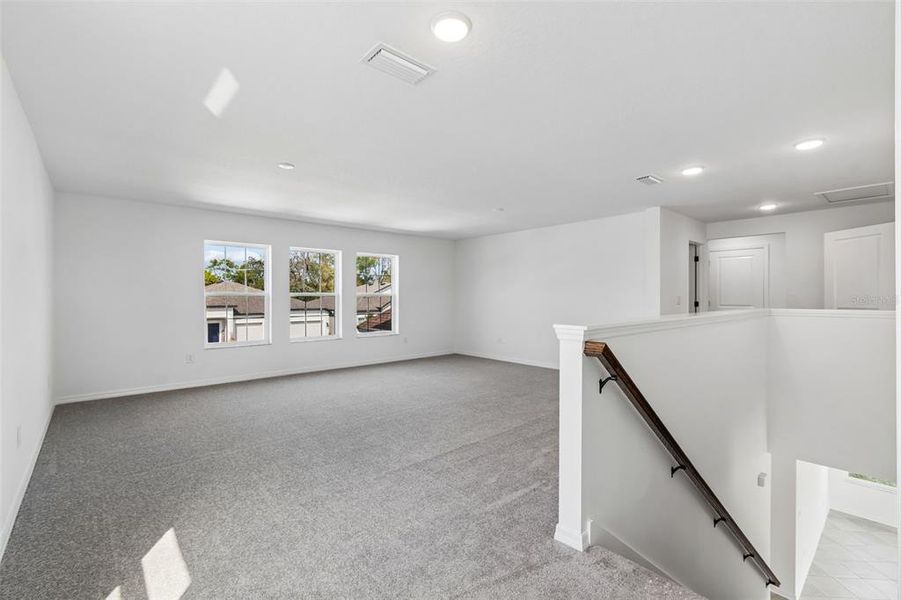 Spacious, unfurnished interior of a new home in Avalon West, Spring Hill (Image 53).