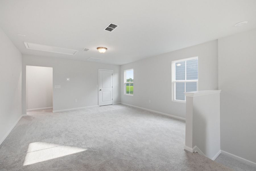 Spacious, unfurnished interior of a new home in Providence Oaks, Fuquay Varina (Image 39). Spacious, unfurnished interior of a new home in Providence Oaks, Fuquay Varina (Image 39).