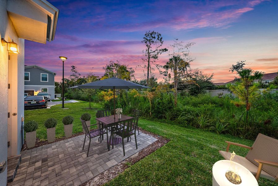 501 SW Sally Way (40s)