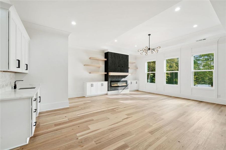 Spacious, unfurnished interior of a new home in , Lawrenceville (Image 24).