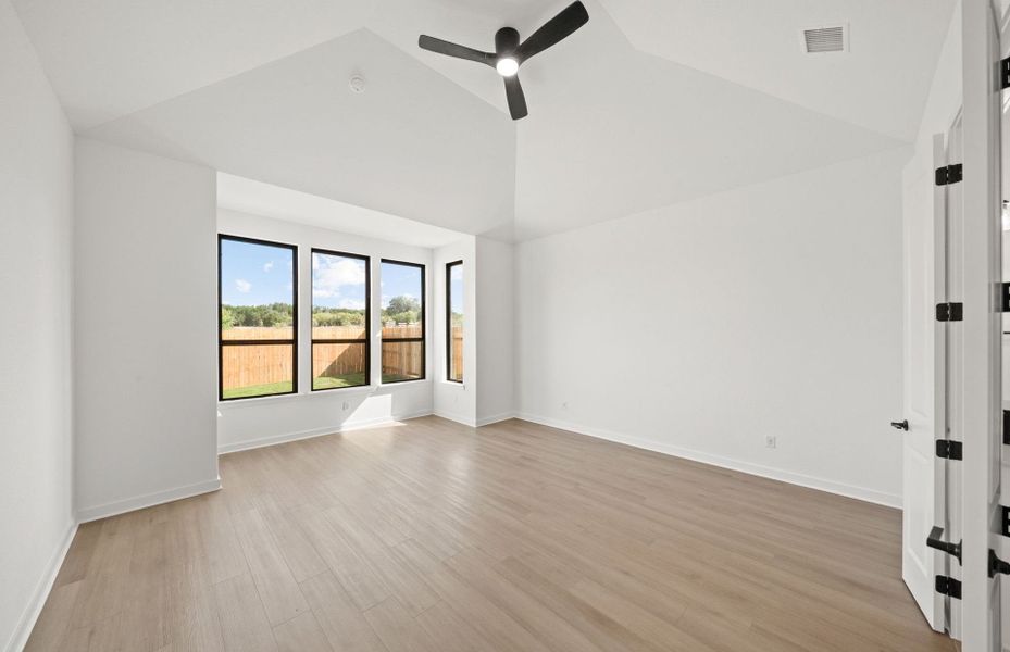 Representative unfurnished interior of a home built from the Dobbin by Pulte Homes in 6 Creeks, Kyle (Image 47).