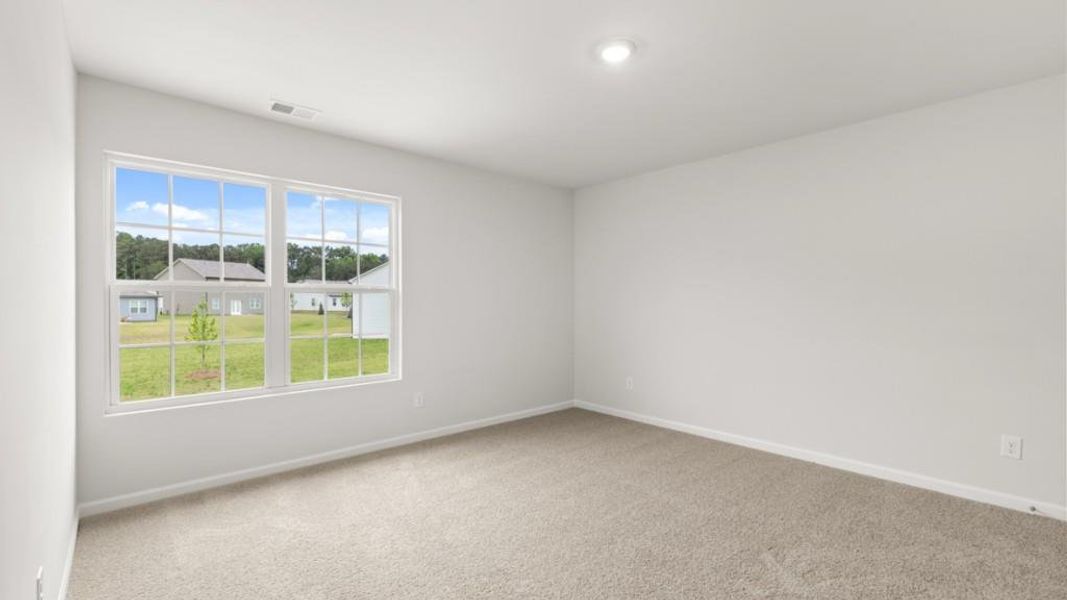 Spacious, unfurnished interior of a new home in Fairhaven, Lithia Springs (Image 23).