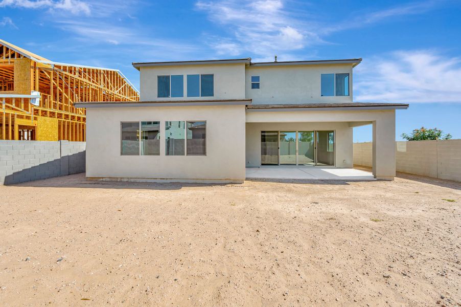 Exterior details and patio area of a home in Soleo, San Tan Valley (Image 21).