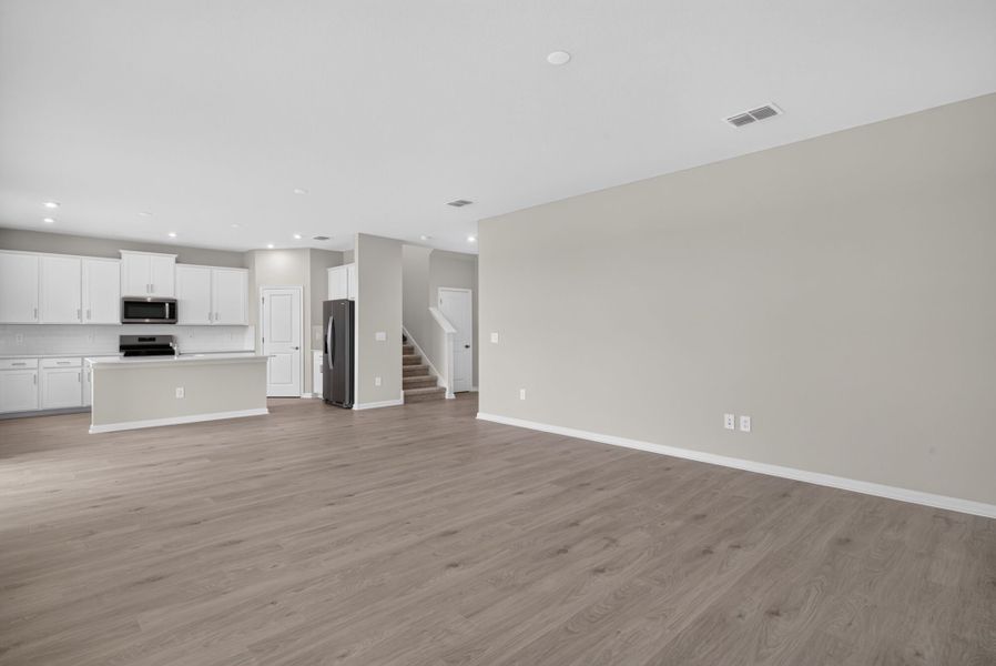 Spacious, unfurnished interior of a new home in Crosswind Ranch, Parrish (Image 9). Spacious, unfurnished interior of a new home in Crosswind Ranch, Parrish (Image 9).