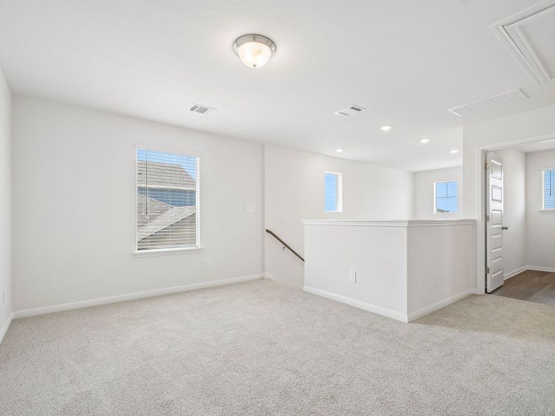 Spacious, unfurnished interior of a new home in Turner's Crossing - Americana Collection, Buda (Image 10).