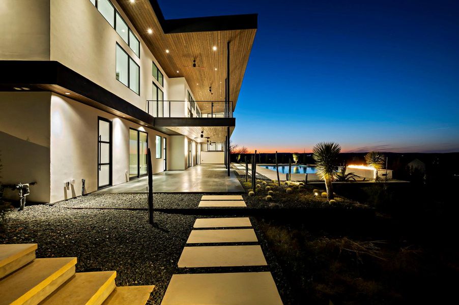 Image 37 of a home in .