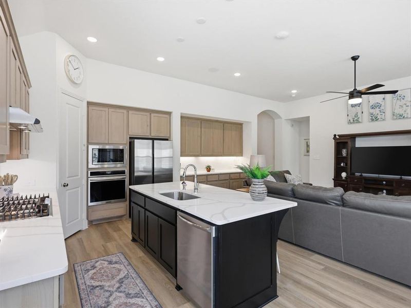 Furnished interior view inside a new home in Thompson Farms, Van Alstyne (Image 15).