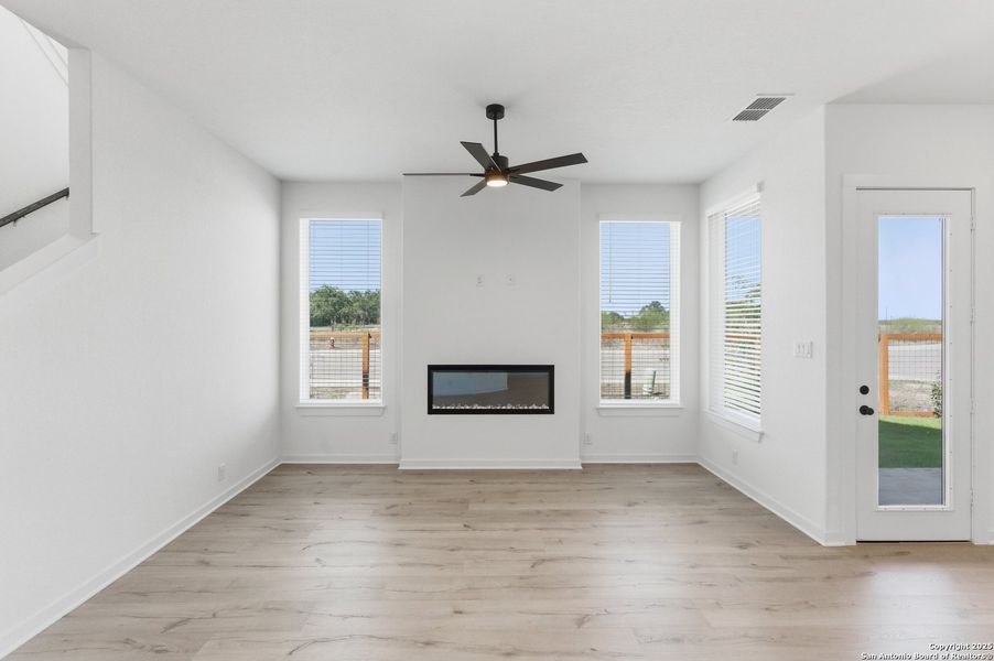Spacious, unfurnished interior of a new home in The Crossvine – Garden Homes, Schertz (Image 11). Spacious, unfurnished interior of a new home in The Crossvine – Garden Homes, Schertz (Image 11).