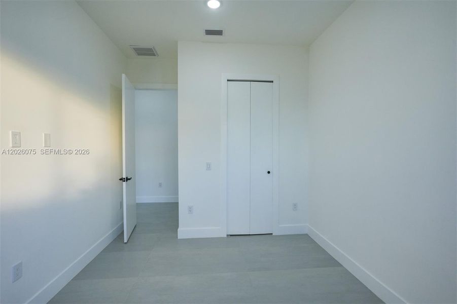 Spacious, unfurnished interior of a new home in , Cape Coral (Image 68). Spacious, unfurnished interior of a new home in , Cape Coral (Image 68).