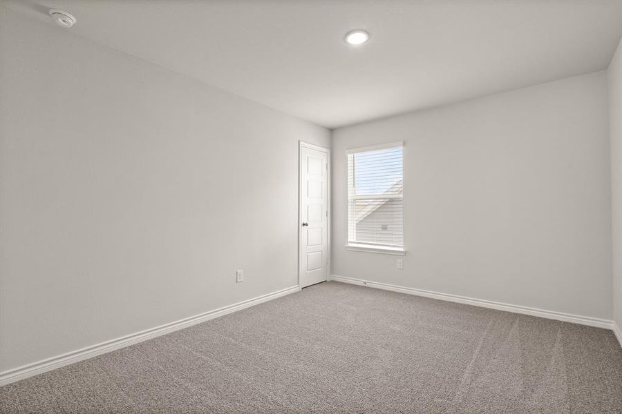Spacious, unfurnished interior of a new home in Sycamore Landing, Fort Worth (Image 14). Spacious, unfurnished interior of a new home in Sycamore Landing, Fort Worth (Image 14).