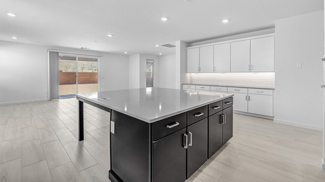 Furnished interior view inside a new home in Prada, Phoenix (Image 11). Furnished interior view inside a new home in Prada, Phoenix (Image 11).