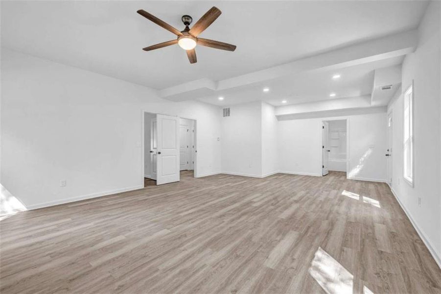 Spacious, unfurnished interior of a new home in , Fayetteville (Image 16).