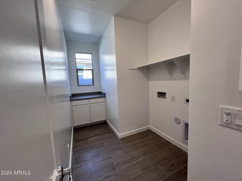 El Cidro Lot 21 Laundry Room