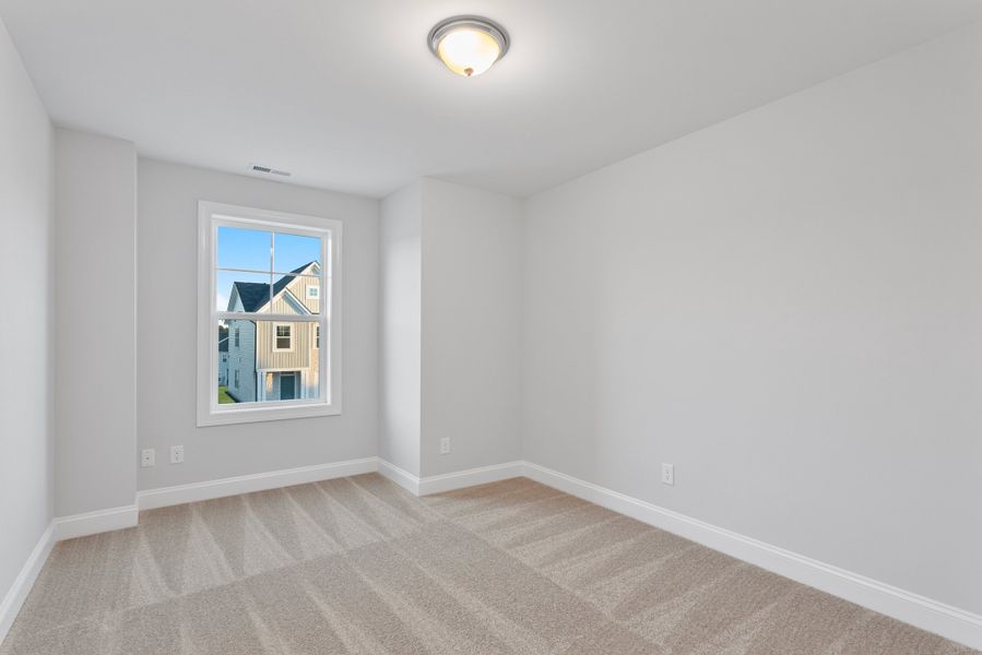 574 Barrington Row Avenue, Zebulon, NC.  - Slide 24