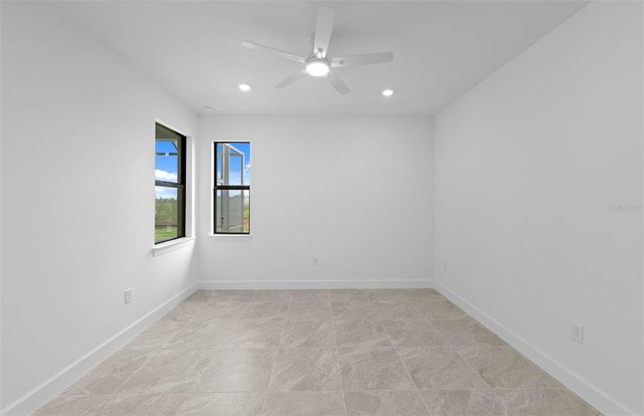Spacious, unfurnished interior of a new home in Del Webb Catalina, Lakewood Ranch (Image 21).
