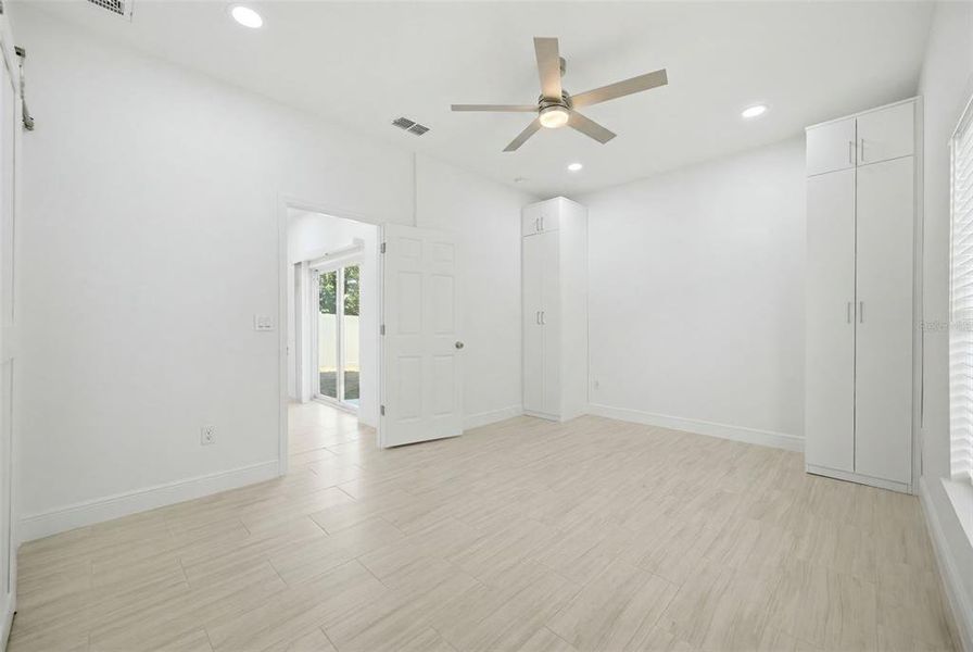 Spacious, unfurnished interior of a new home in , Tampa (Image 9). Spacious, unfurnished interior of a new home in , Tampa (Image 9).