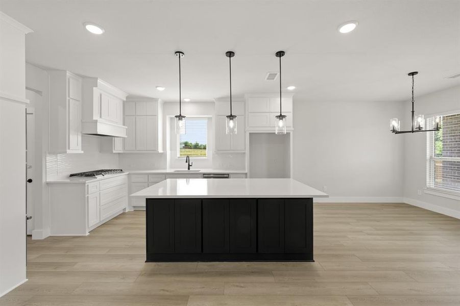 513 Hidden Lakes- Kitchen-1 513 Hidden Lakes- Kitchen-1
