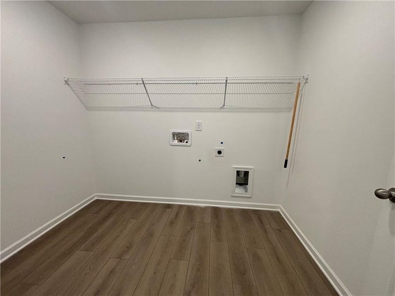 Spacious, unfurnished interior of a new home in Arbors at Richland Creek, Buford (Image 13).