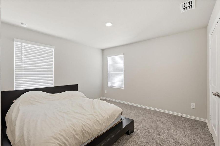 Furnished interior view inside a new home in Stonehaven, Seagoville (Image 36).