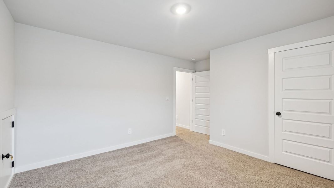 Spacious, unfurnished interior of a new home in Harvest Point, Spring Hill (Image 46).