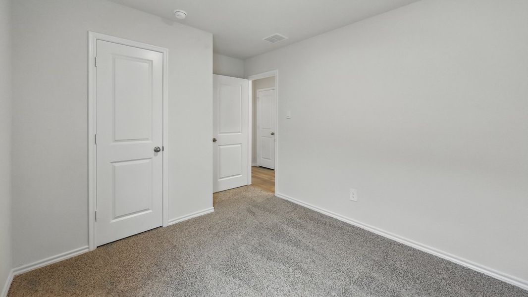 Spacious, unfurnished interior of a new home in Blaire Lake, Tyler (Image 27). Spacious, unfurnished interior of a new home in Blaire Lake, Tyler (Image 27).
