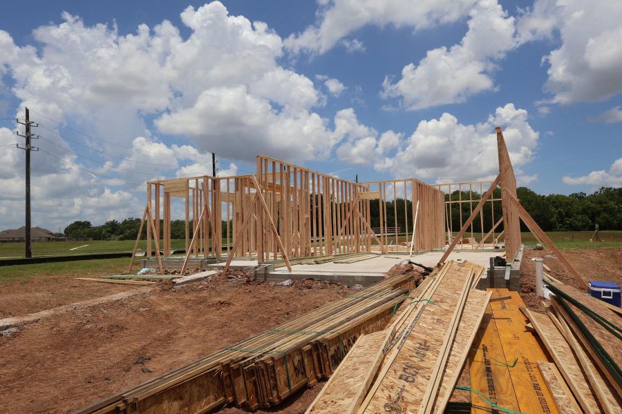 Two story home with 4 beds, 3.5 baths, and 2 car garage Two story home with 4 beds, 3.5 baths, and 2 car garage