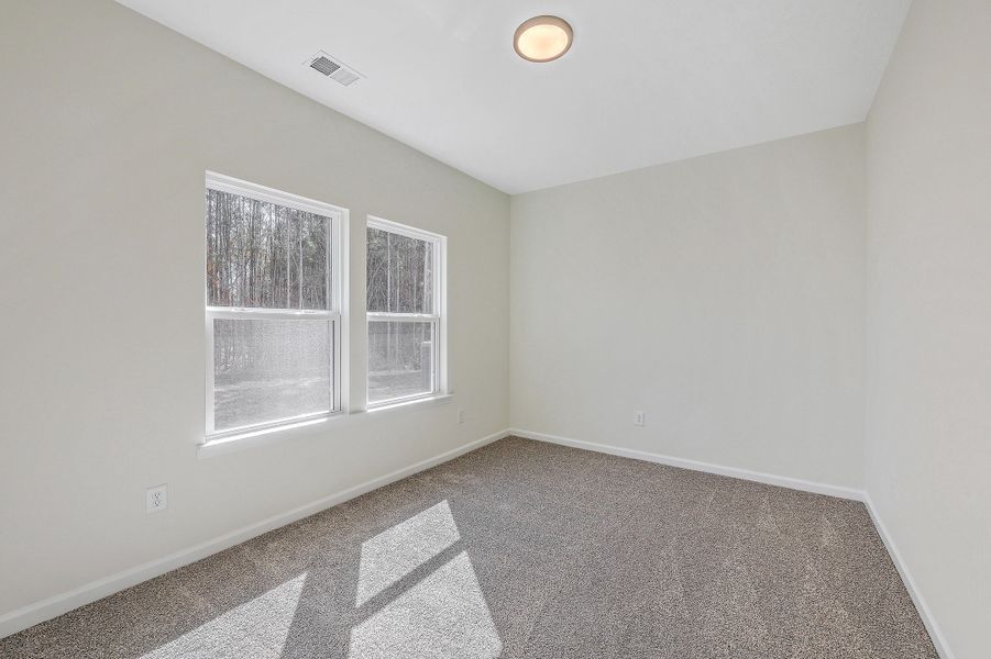 Spacious, unfurnished interior of a new home in , Holly Hill (Image 29).