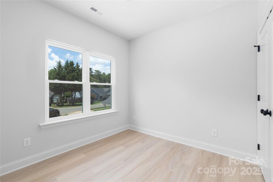 Spacious, unfurnished interior of a new home in , Charlotte (Image 15).