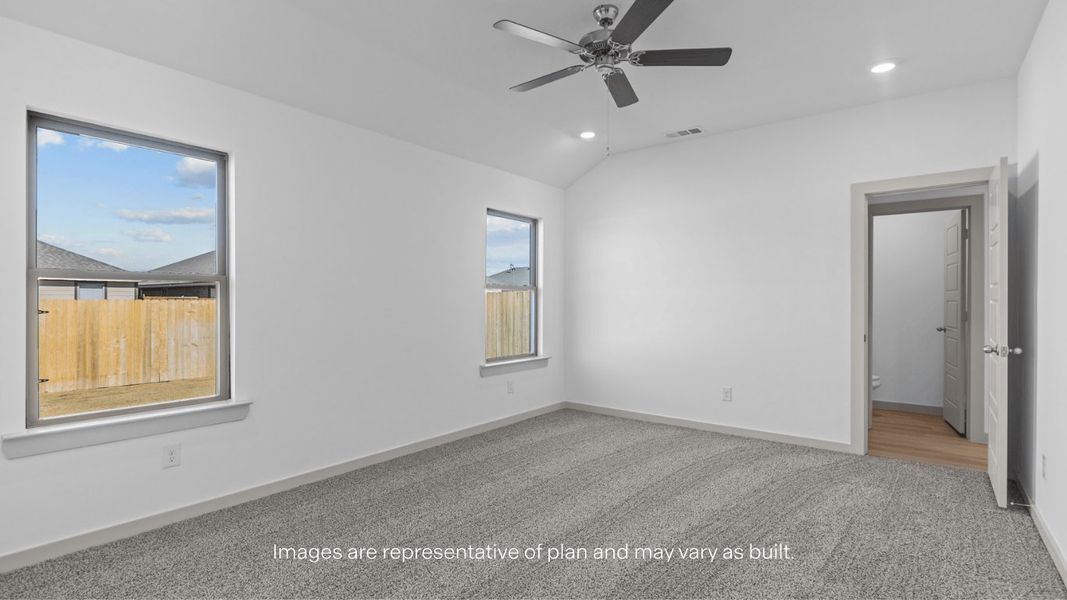 Spacious, unfurnished interior of a new home in Allen Farms, Lubbock (Image 11).