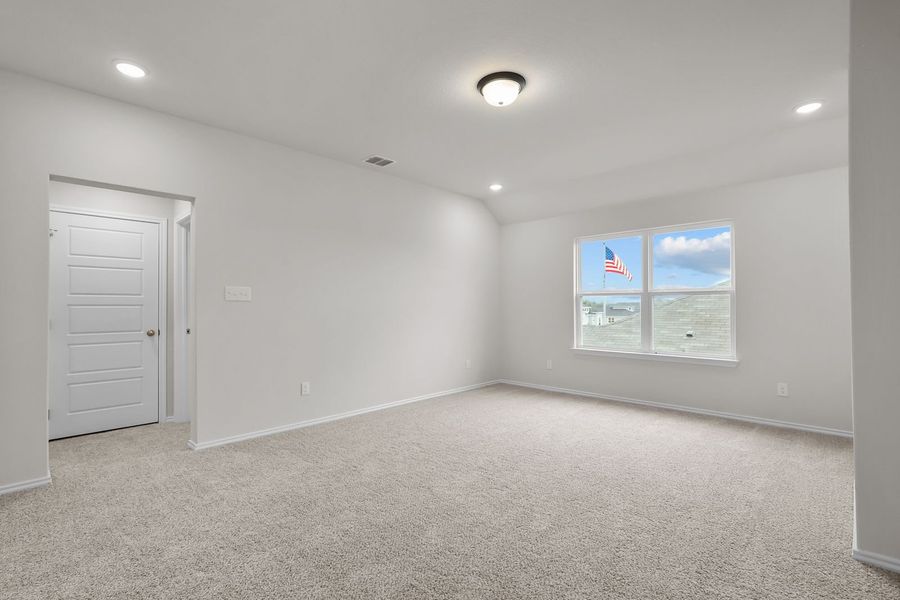 Representative unfurnished interior of a home built from the The Sequoia A by Davidson Homes LLC in Hickory Ridge, Elmendorf (Image 27).