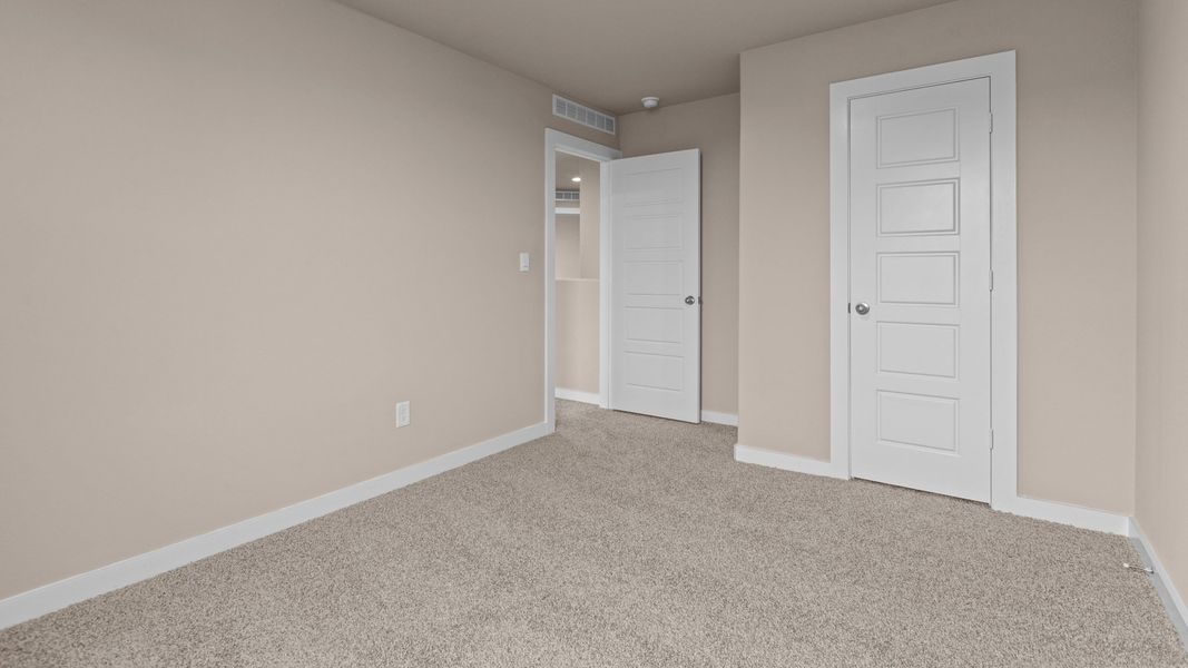 Representative unfurnished interior of a home built from the Shelby by D.R. Horton in Legacy South, Midland (Image 22).