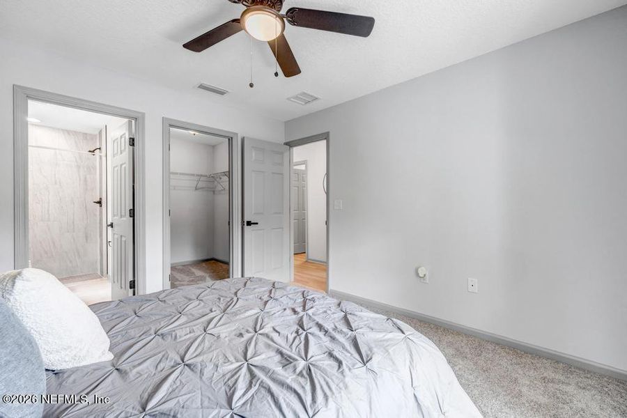 Spacious, unfurnished interior of a new home in , East Palatka (Image 27).