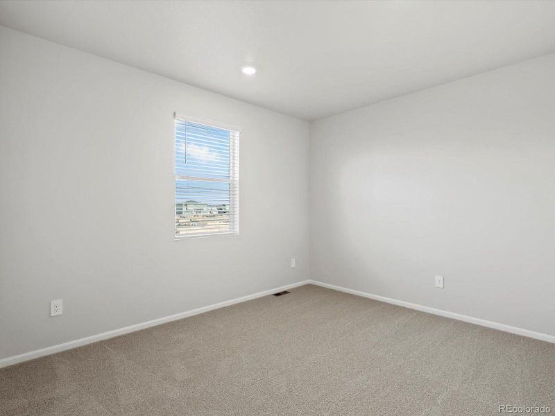 Spacious, unfurnished interior of a new home in , Windsor (Image 26).