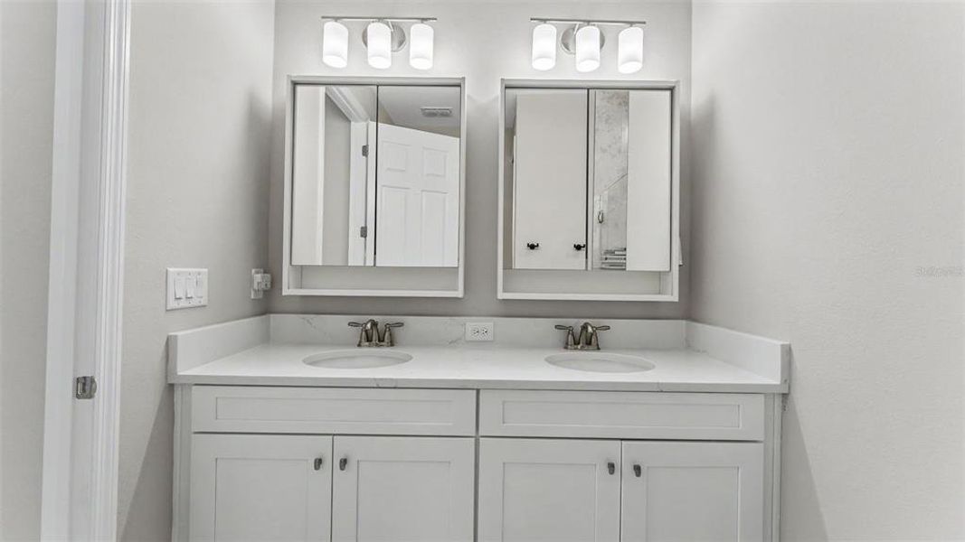 Furnished interior view inside a new home in , Lakeland (Image 34).