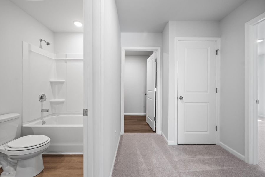 Image 25 of a home in Bradford Pointe.