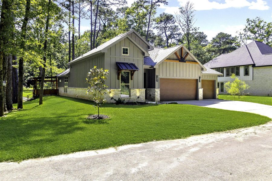 Front exterior of a new home in , Livingston, TX, highlighting curb appeal (Image 25). Front exterior of a new home in , Livingston, TX, highlighting curb appeal (Image 25).