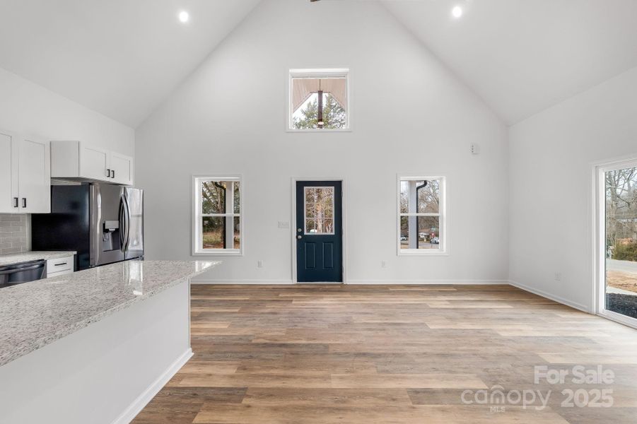 Spacious, unfurnished interior of a new home in , Shelby (Image 24).