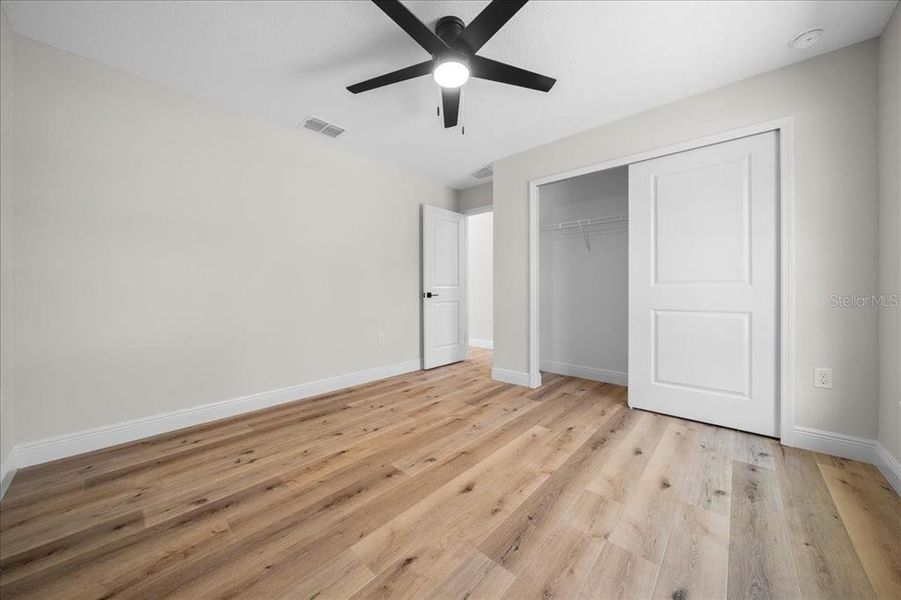 Spacious, unfurnished interior of a new home in , Ocala (Image 61).