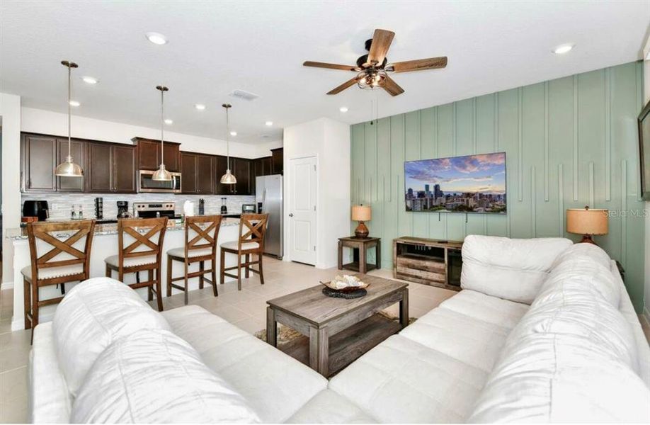 Living room/ Kitchen Living room/ Kitchen