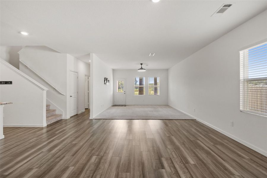 Spacious, unfurnished interior of a new home in Chapel Run, Montgomery (Image 23). Spacious, unfurnished interior of a new home in Chapel Run, Montgomery (Image 23).