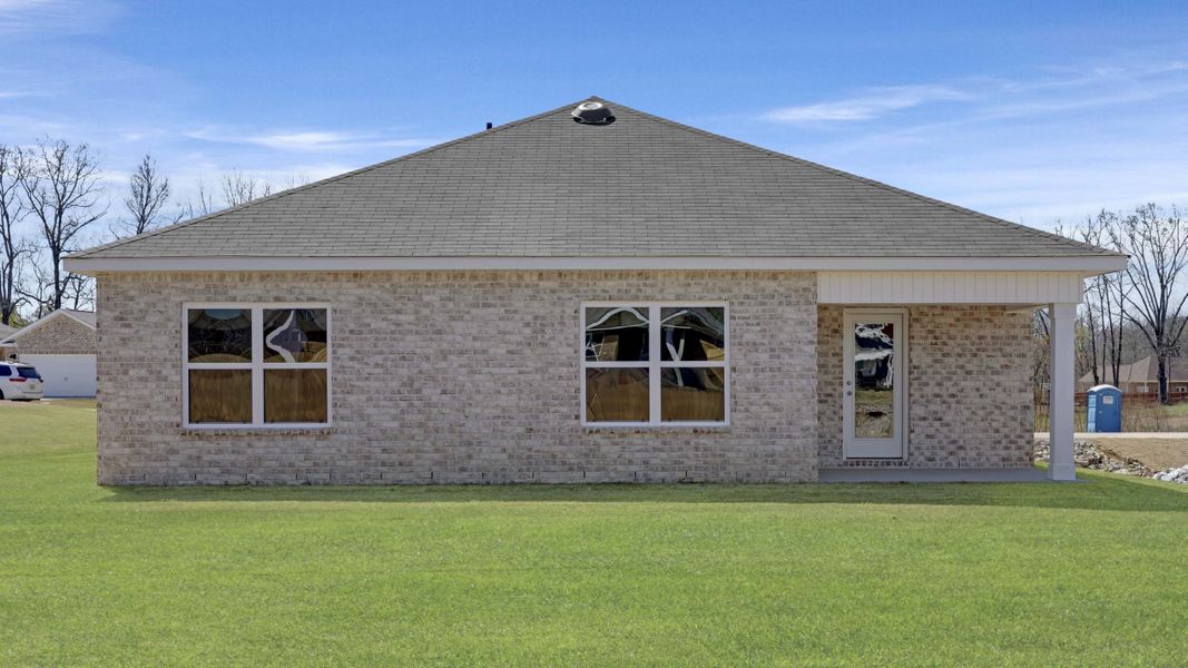 Exterior details and patio area of a home in Bailey Park, Fayetteville (Image 4).