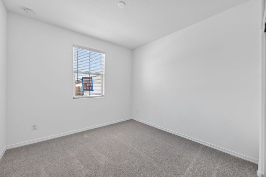 Spacious, unfurnished interior of a new home in Artisan at Asante, Surprise (Image 19). Spacious, unfurnished interior of a new home in Artisan at Asante, Surprise (Image 19).