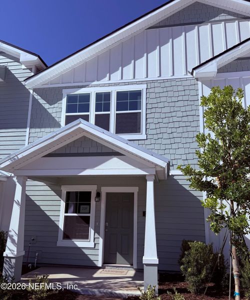 Exterior details and patio area of a home in Liberty Cove, Yulee (Image 3).