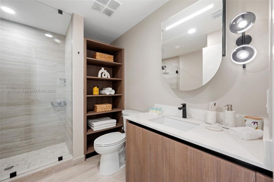 Furnished interior view inside a new home in , Miami Beach (Image 15).