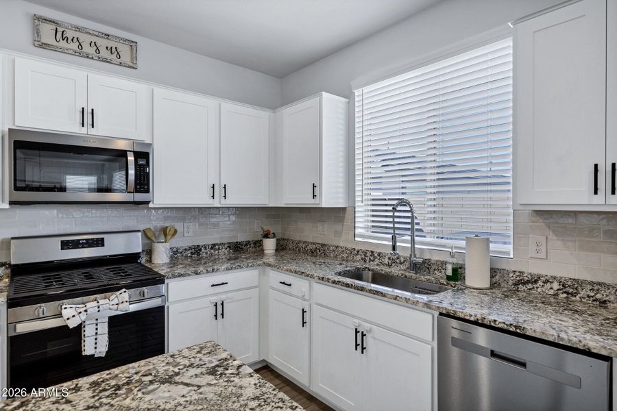 9432 E Spiral Ave-14