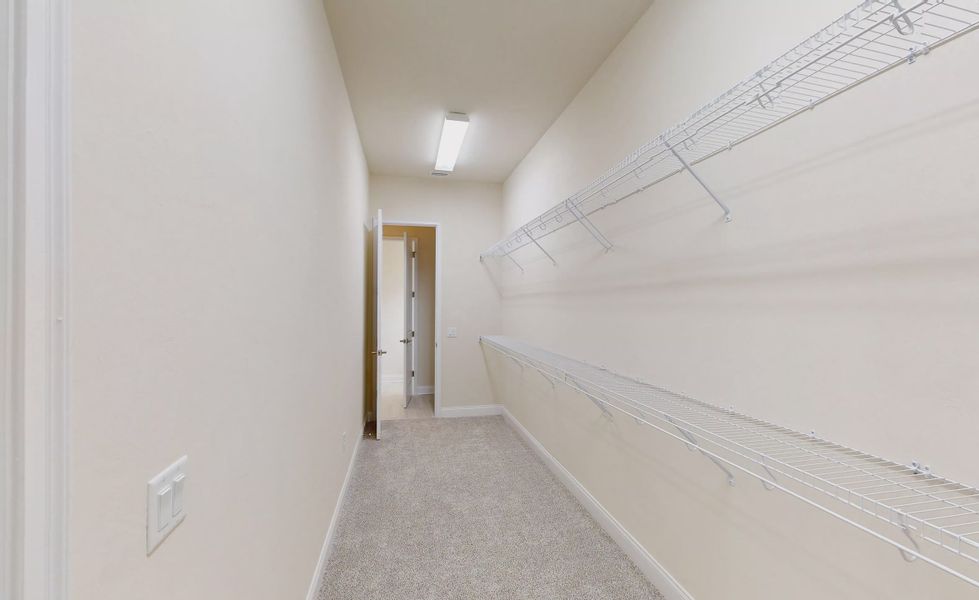 Spacious, unfurnished interior of a new home in Oakmont, Gainesville (Image 24).