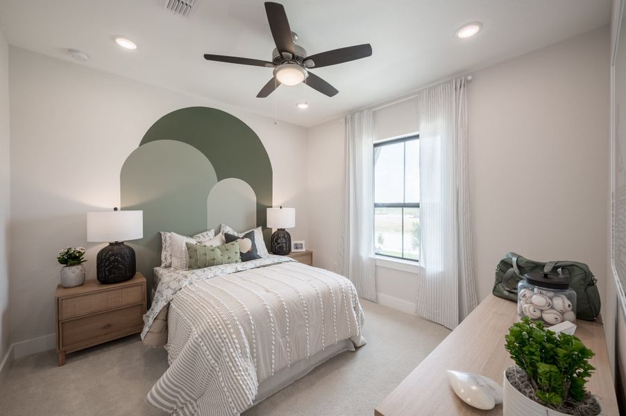 Representative furnished interior of a home built from the Goldeneye by Tri Pointe Homes in Jubilee 50′, Hockley (Image 30).