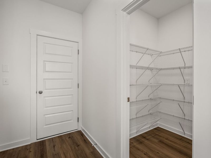 Spacious, unfurnished interior of a new home in Calista Farms, White House (Image 23).